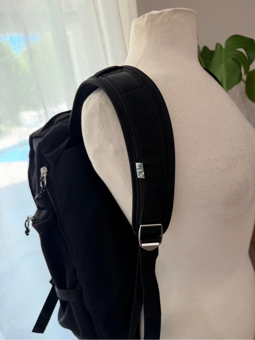 Skyway Rainier Weekender 43L Black Travel Backpack Laptop Carry-On
